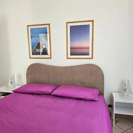 Casa Atena, Spaziosa, Luminosa, Ad Un Passo Dal Mare E Nel Cuore Di Varazze Exterior foto