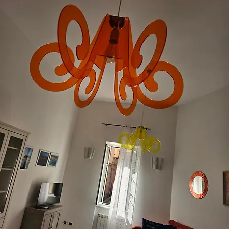 Casa Atena, Spaziosa, Luminosa, Ad Un Passo Dal Mare E Nel Cuore Di Varazze Exterior foto