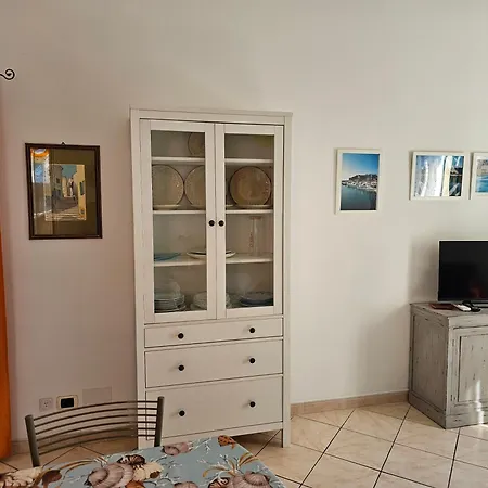 Casa Atena, Spaziosa, Luminosa, Ad Un Passo Dal Mare E Nel Cuore Di Varazze Exterior foto