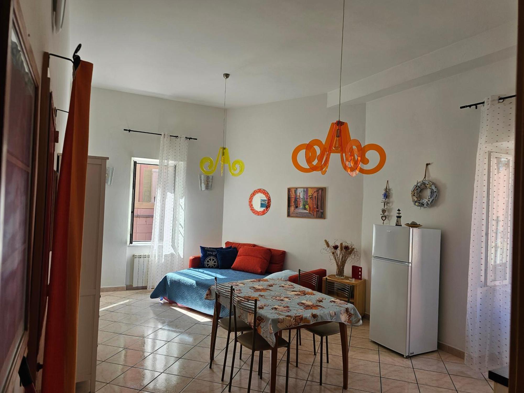 Apartment Casa Atena, Spaziosa, Luminosa, Ad Un Passo Dal Mare E Nel Cuore Di *